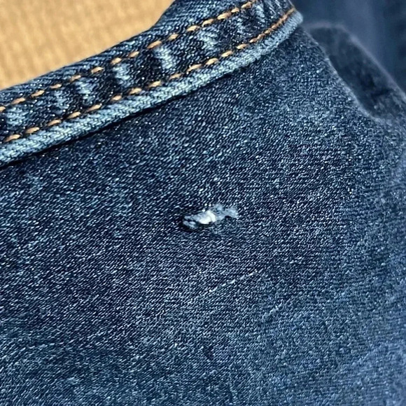 Old Navy Mid Rise Rockstar Super Skinny Short  Dark Wash Jeans - Picture 8 of 10